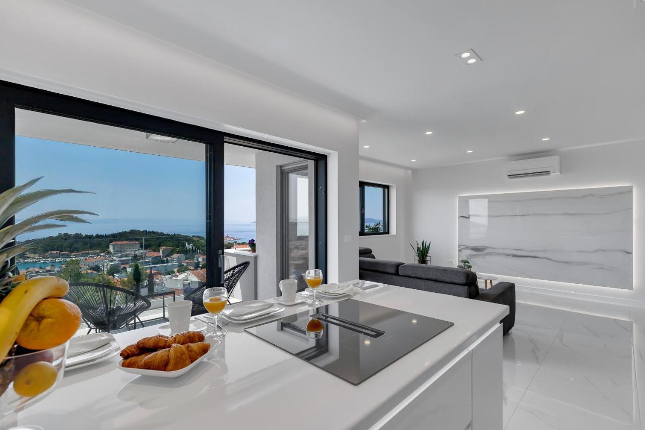 Luxury Seaview Apartment Dzenan Makarska Esterno foto
